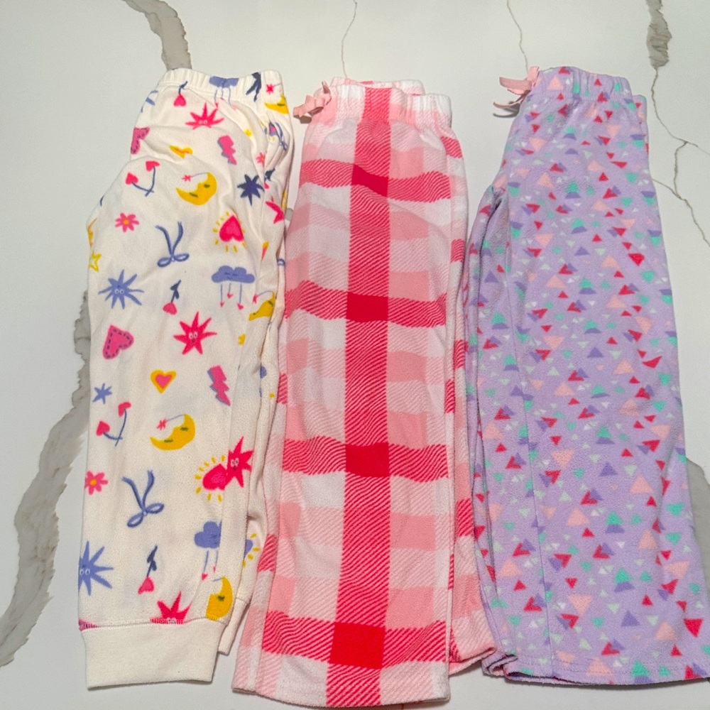 Old Navy girls fleece Pajama Bottoms - White, Pink, and Purple 7/8